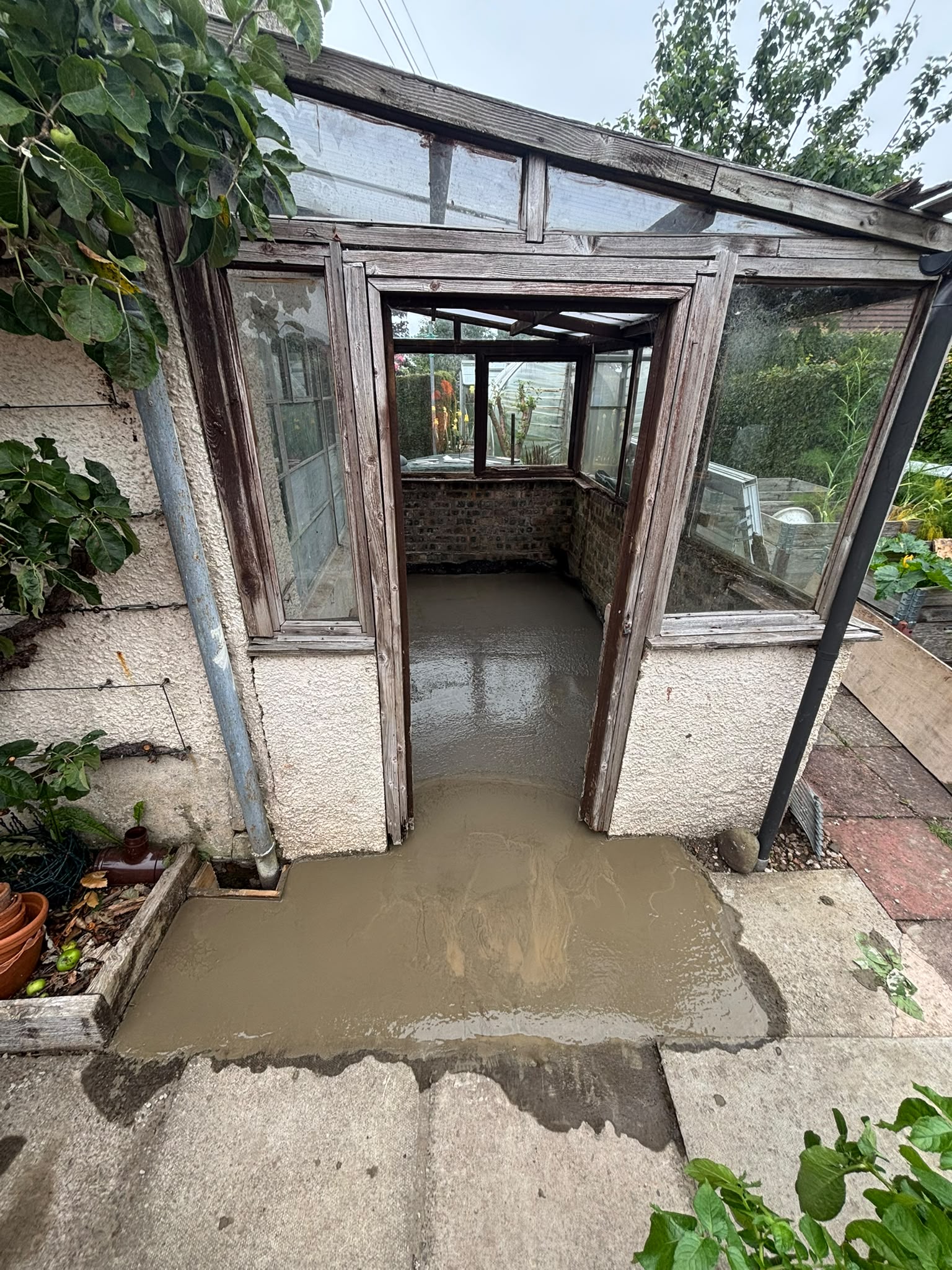 Freshly installed concrete floor slab at a residential property in Kirkintilloch